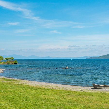 Lakeview Cottage - Rainbow Point Holiday Home Taupo Ngoại thất bức ảnh